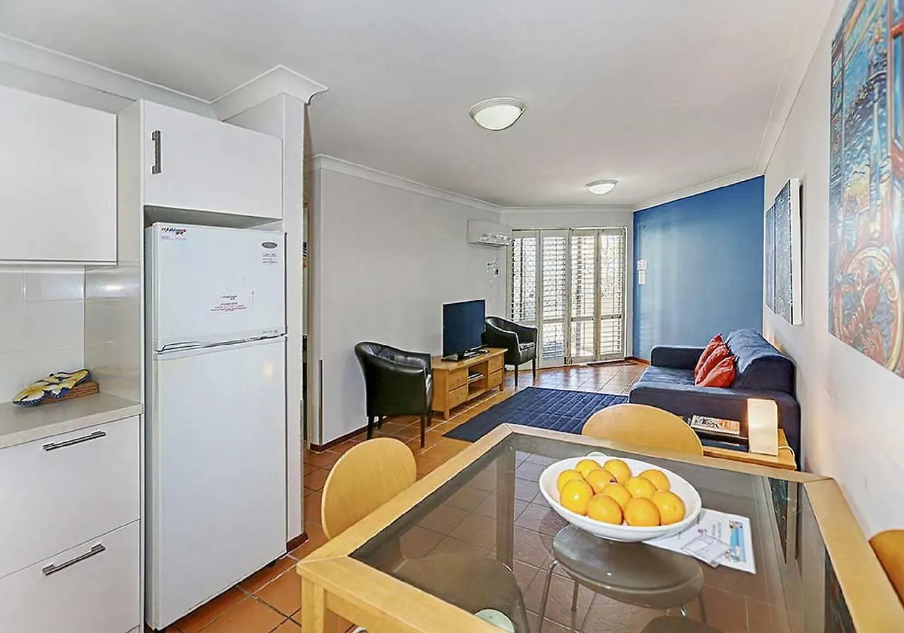 Beachfront @ Scarbs Perth Apartamento